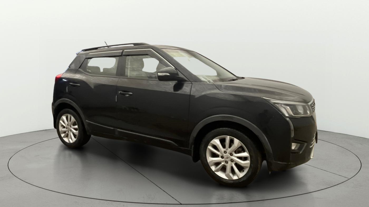 2020 Mahindra XUV300 W8 1.2 PETROL, Petrol, Manual, 79,309 km, SRP