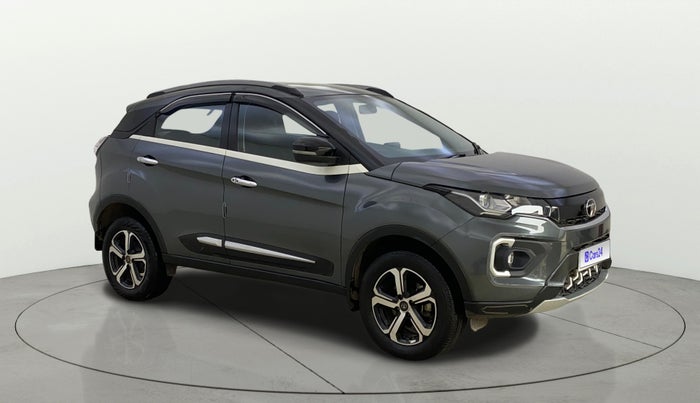 2023 Tata NEXON XZA PLUS PETROL, Petrol, Automatic, 31,560 km, Right Front Diagonal