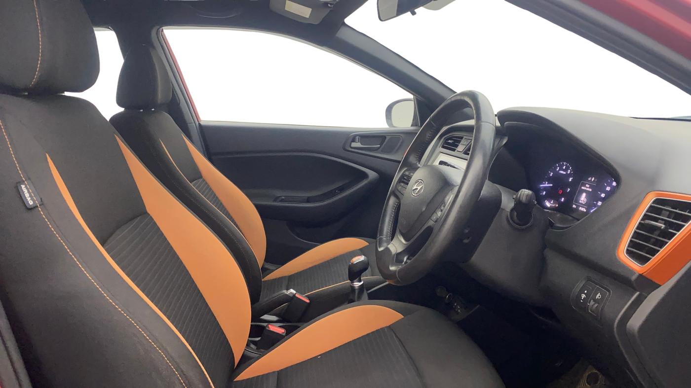 2016 Hyundai i20 Active 1.2 SX, Petrol, Manual, 91,318 km, Right Side Front Door Cabin