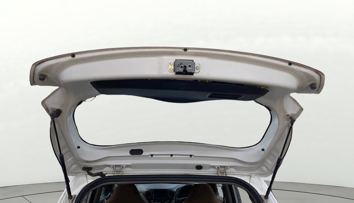 2017 Hyundai Grand i10 SPORTZ 1.2 KAPPA VTVT, Petrol, Manual, 59,686 km, Boot Door Open