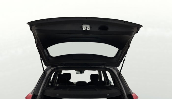 2017 Hyundai Creta SX PLUS AT 1.6 PETROL, Petrol, Automatic, 28,281 km, Boot Door Open