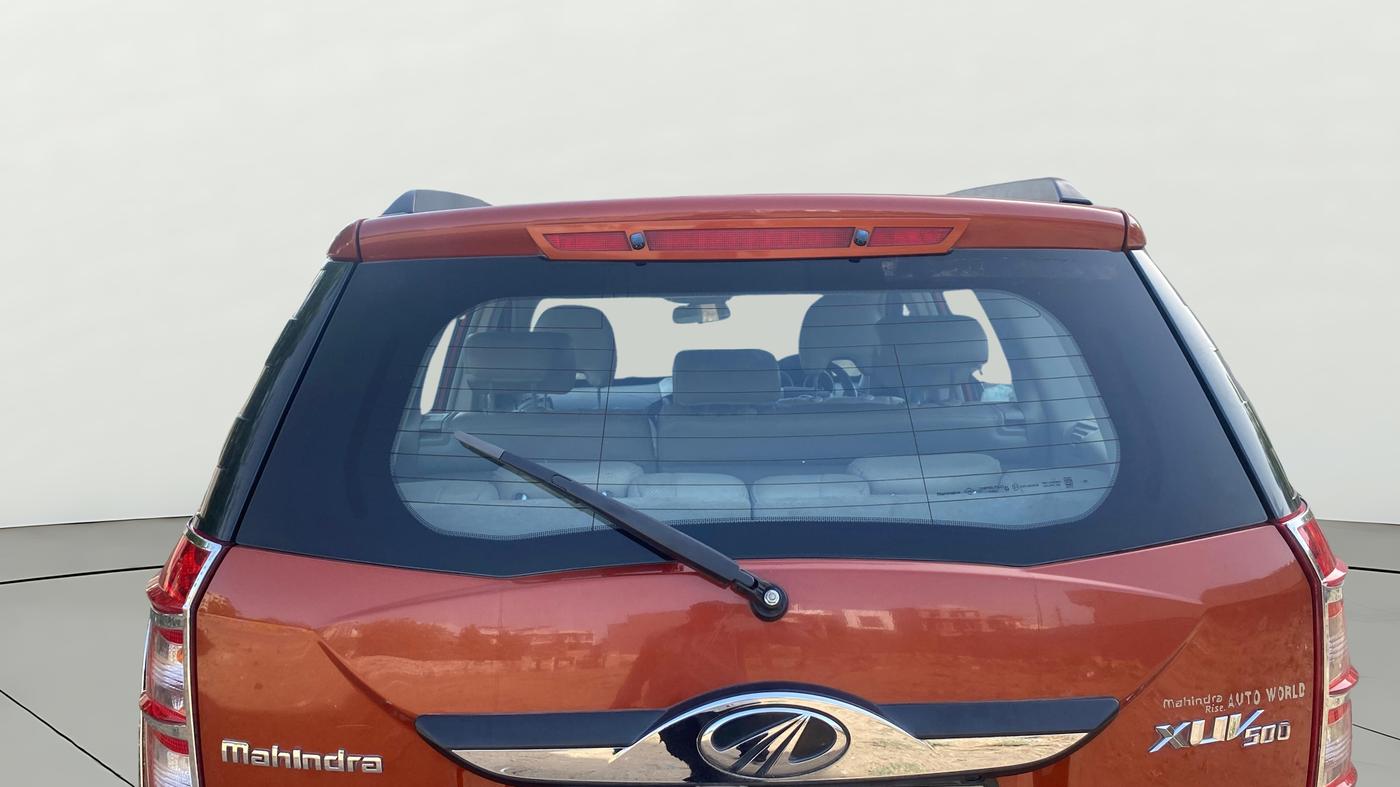 2017 Mahindra XUV500 W10 AT, Diesel, Automatic, 84,161 km, Rear Windshield