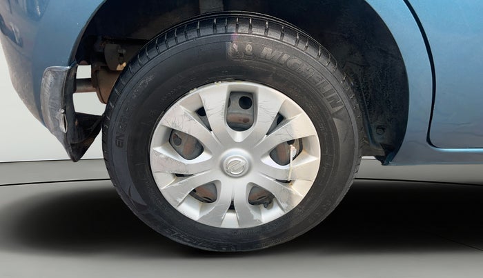 2014 Nissan Micra Active XV, Petrol, Manual, 1,45,363 km, Right Rear Wheel