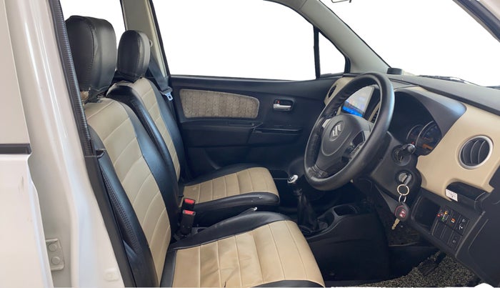 2018 Maruti Wagon R 1.0 VXI, CNG, Manual, 67,671 km, Right Side Front Door Cabin