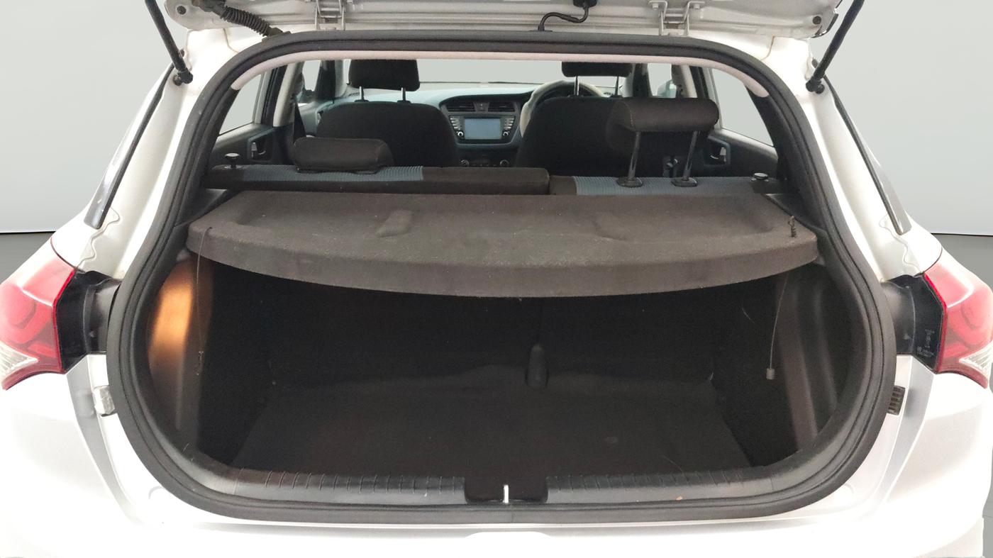 2017 Hyundai i20 Active 1.2 SX, Petrol, Manual, 41,504 km, Boot Open Zoomed View