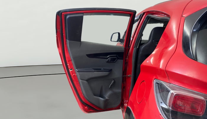 2019 Mahindra KUV 100 NXT K2 P 6 STR, Petrol, Manual, 70,016 km, LHS Rear Door