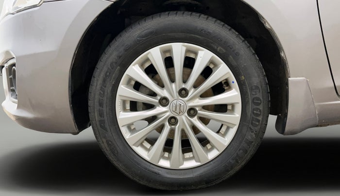 2017 Maruti Ciaz ZETA 1.4  MT PETROL, Petrol, Manual, 54,569 km, Left Front Wheel