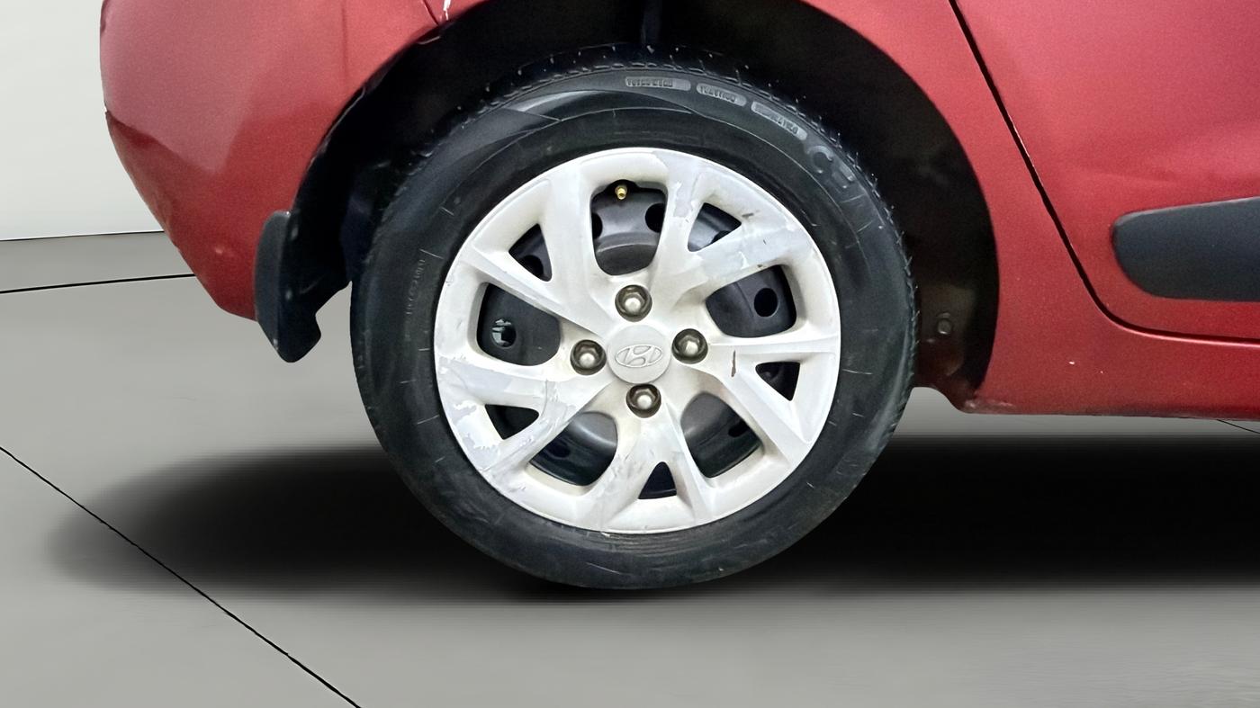 2017 Hyundai Grand i10 MAGNA 1.2 KAPPA VTVT, Petrol, Manual, 57,047 km, Right Rear Wheel