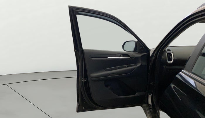 2023 KIA SONET HTK PLUS 1.0 IMT, Petrol, Manual, 32,948 km, LHS Front Door