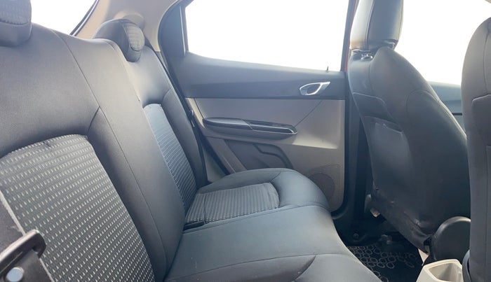 2018 Tata Tiago XZA PETROL, Petrol, Automatic, 1,38,852 km, Right Side Rear Door Cabin
