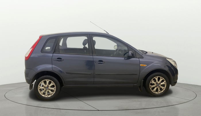 2013 Ford Figo TITANIUM 1.2 PETROL, Petrol, Manual, 28,990 km, Right Side View