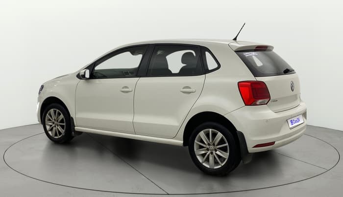 2017 Volkswagen Polo HIGHLINE1.5L, Diesel, Manual, 1,09,963 km, Left Back Diagonal