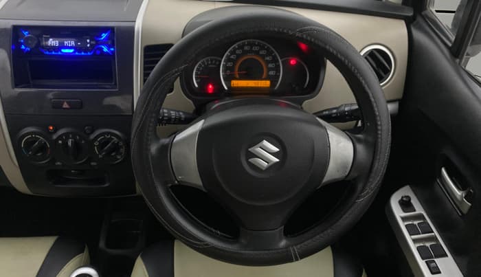 2014 Maruti Wagon R 1.0 VXI, Petrol, Manual, 43,065 km, Steering Wheel Close Up