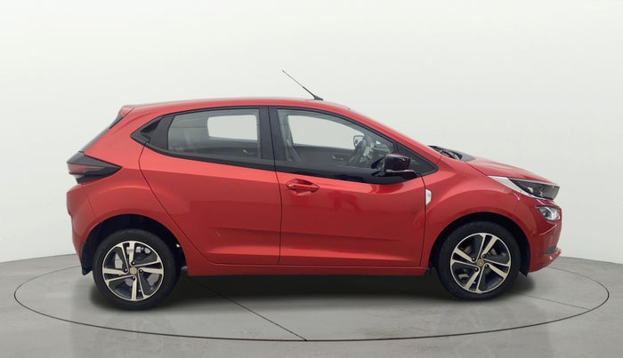 2021 Tata ALTROZ XZ DIESEL, Diesel, Manual, 44,227 km, Right Side View