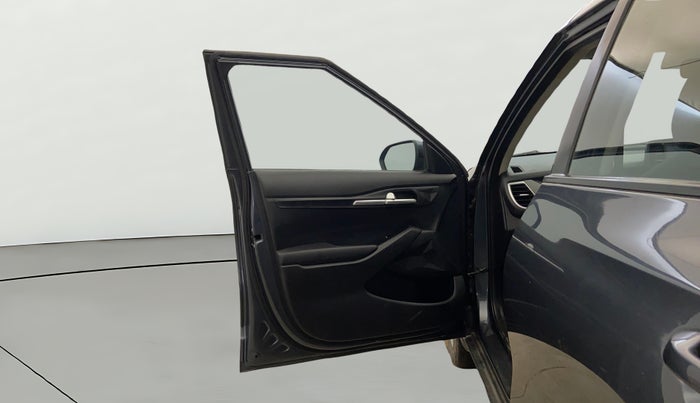 2019 KIA SELTOS HTK 1.5 PETROL, Petrol, Manual, 59,776 km, LHS Front Door