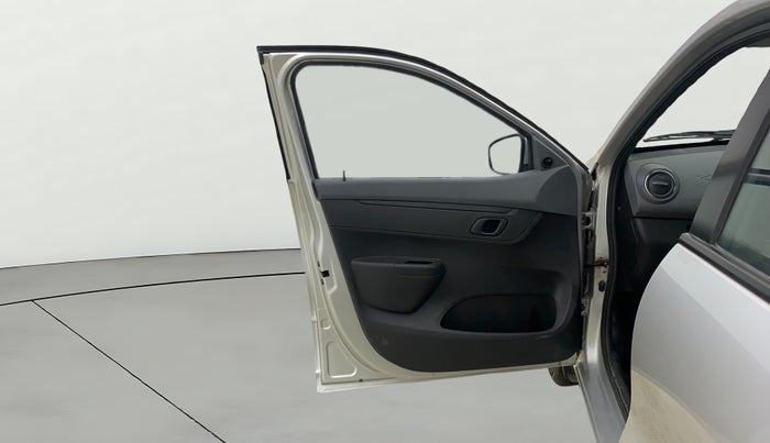 2021 Renault Kwid RXT 1.0 AMT (O), Petrol, Automatic, 21,790 km, LHS Front Door