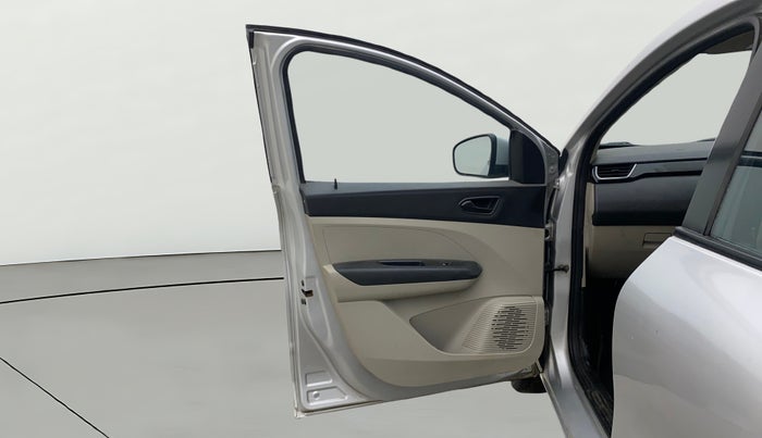 2020 Renault TRIBER RXT AMT, Petrol, Automatic, 43,288 km, LHS Front Door