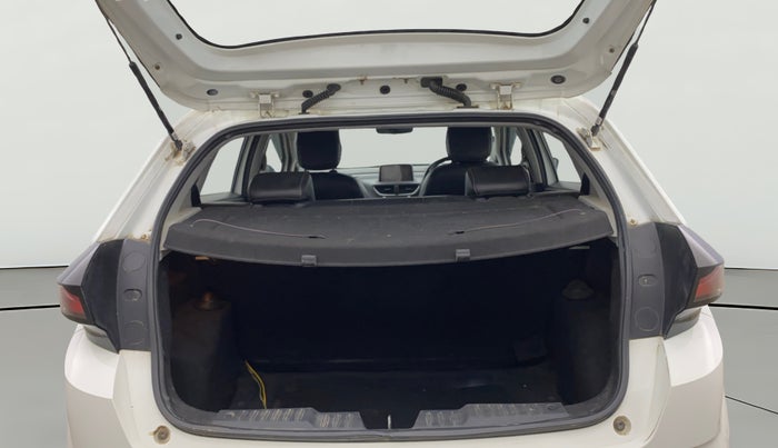 2021 Tata ALTROZ XZ PETROL, Petrol, Manual, 38,054 km, Boot Open Zoomed View