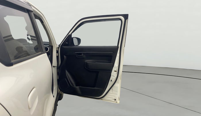 2022 Maruti S PRESSO VXI+, Petrol, Manual, 40,904 km, RHS Front Door