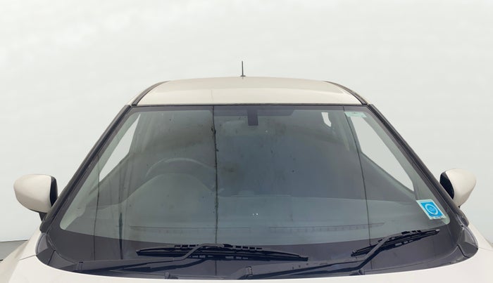 2015 Maruti Baleno ALPHA PETROL 1.2, Petrol, Manual, 43,290 km, Front Windshield