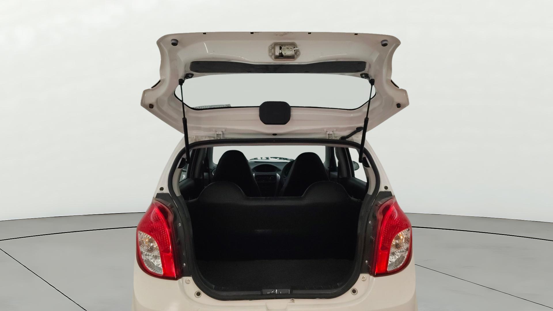 camera-Boot-Door-Open