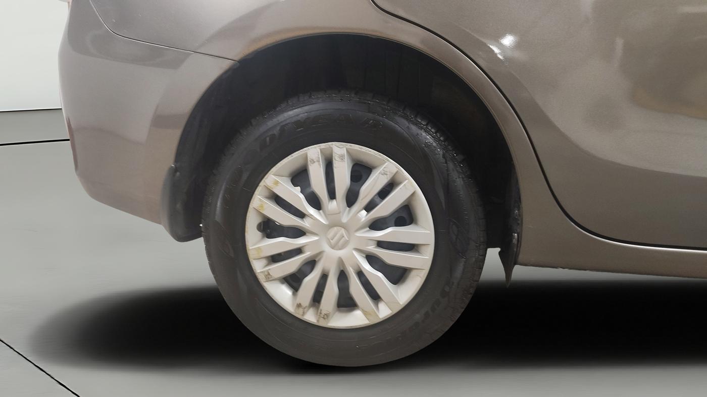 2017 Maruti Dzire VXI, Petrol, Manual, 49,504 km, Right Rear Wheel