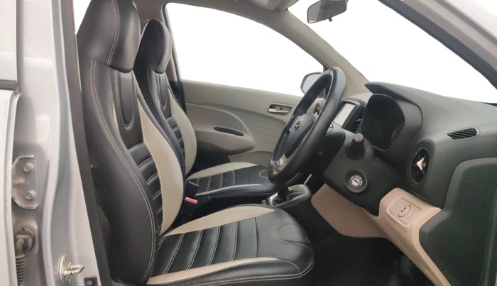 2020 Hyundai NEW SANTRO SPORTZ AMT, Petrol, Automatic, 20,410 km, Right Side Front Door Cabin