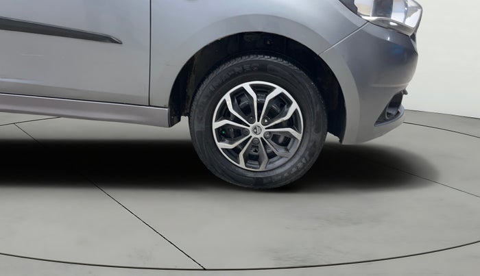 2018 Tata Tiago XM PETROL, CNG, Manual, 73,667 km, Right Front Wheel