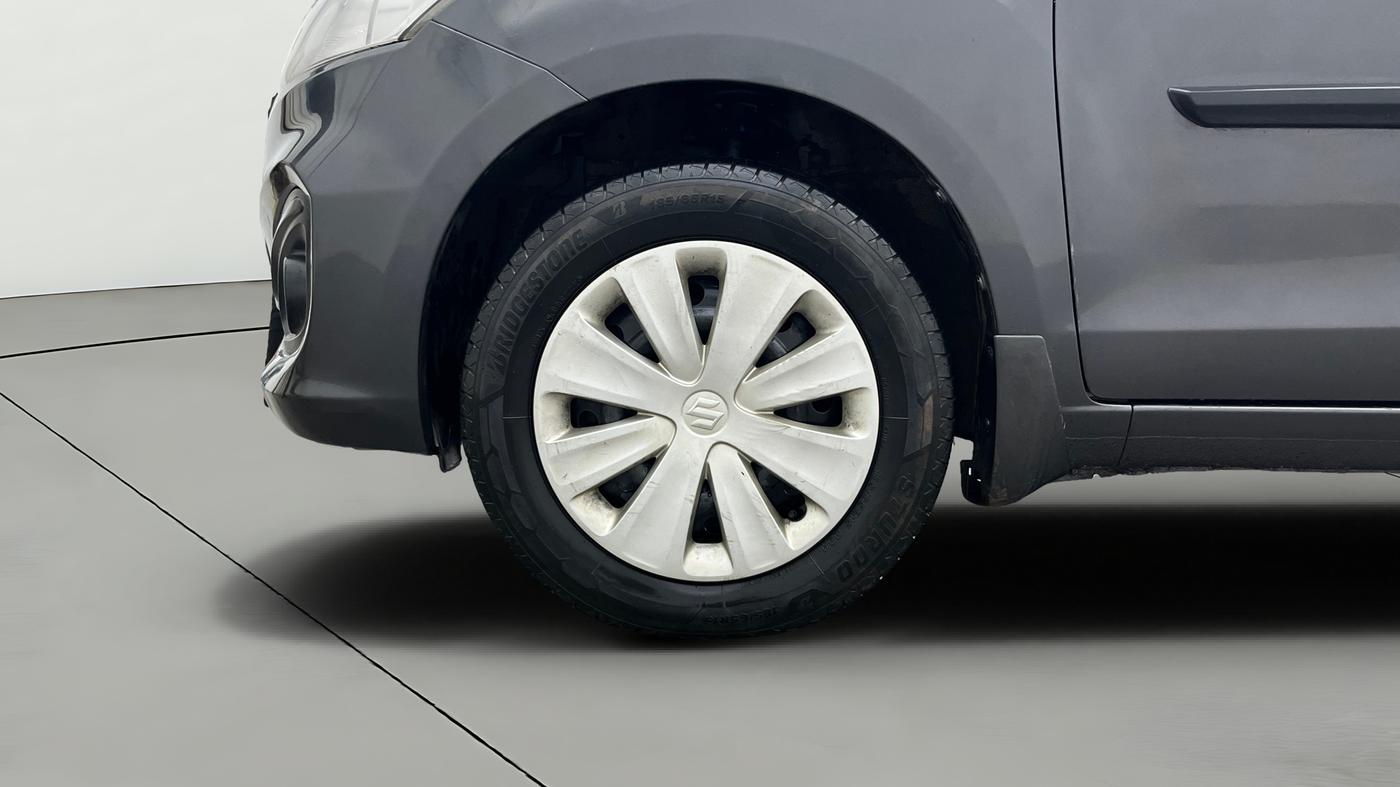 2017 Maruti Ertiga VXI, Petrol, Manual, 1,14,288 km, Left Front Wheel