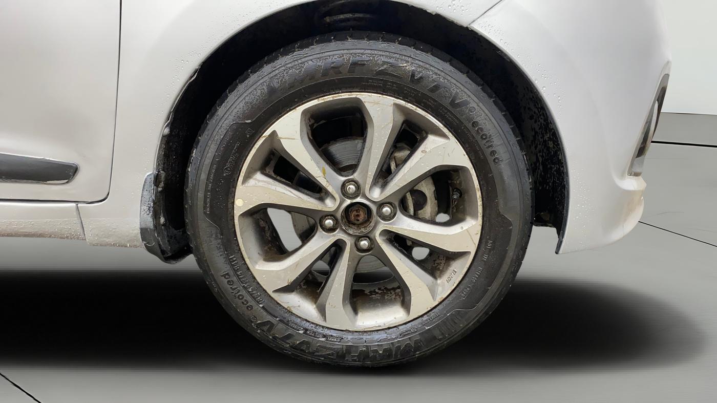 2015 Hyundai Xcent SX 1.2 (O), Petrol, Manual, 94,444 km, Right Front Wheel
