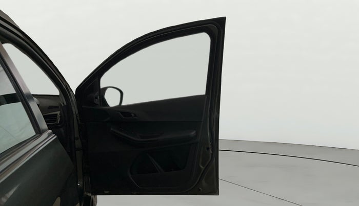 2023 Tata TIAGO NRG XZ ICNG, CNG, Manual, 34,738 km, RHS Front Door