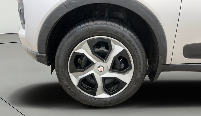 2020 Tata NEXON XZ PETROL, Petrol, Manual, 57,579 km, Left Front Wheel