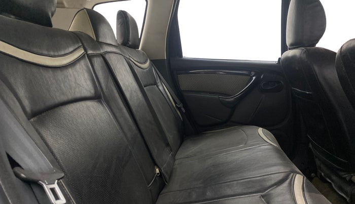 2015 Renault Duster 85 PS RXL DIESEL, Diesel, Manual, 1,25,755 km, Right Side Rear Door Cabin