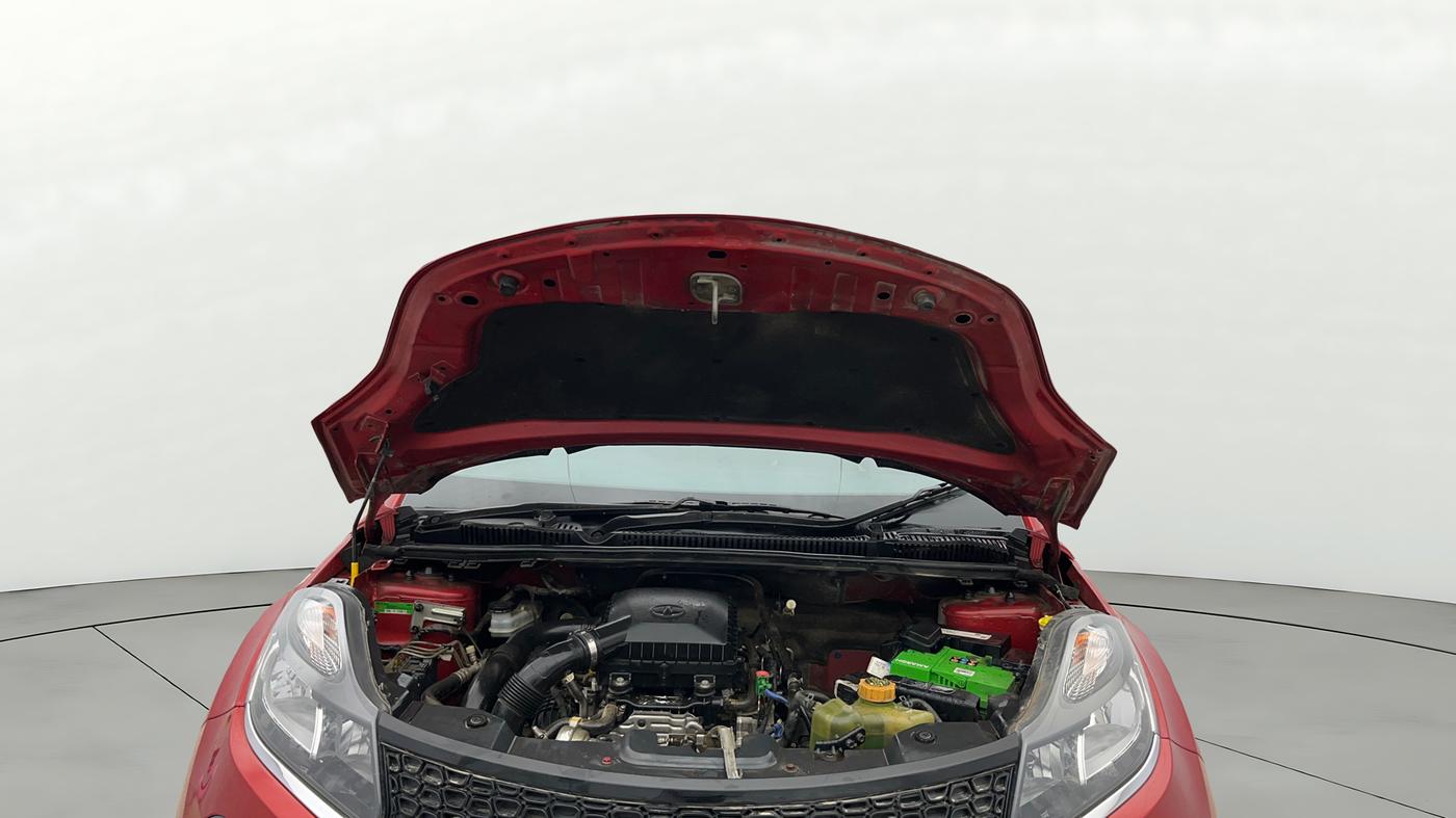2019 Tata NEXON XM PETROL, Petrol, Manual, 75,245 km, Open Bonet