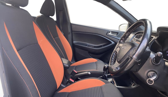 2015 Hyundai i20 Active 1.2 S, Petrol, Manual, 1,01,144 km, Right Side Front Door Cabin