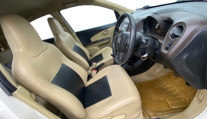 2014 Honda Brio V MT, Petrol, Manual, 85,790 km, Right Side Front Door Cabin