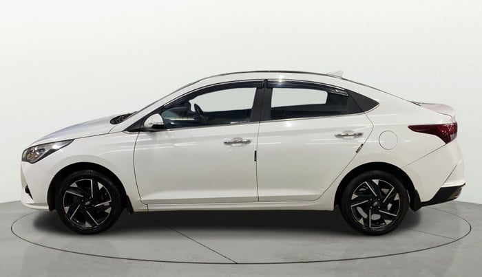 2022 Hyundai Verna SX (O)1.5 VTVT, Petrol, Manual, 45,558 km, Left Side