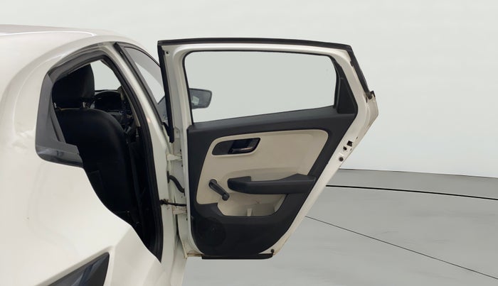 2021 Tata ALTROZ XE PETROL, CNG, Manual, 86,134 km, RHS Rear Door