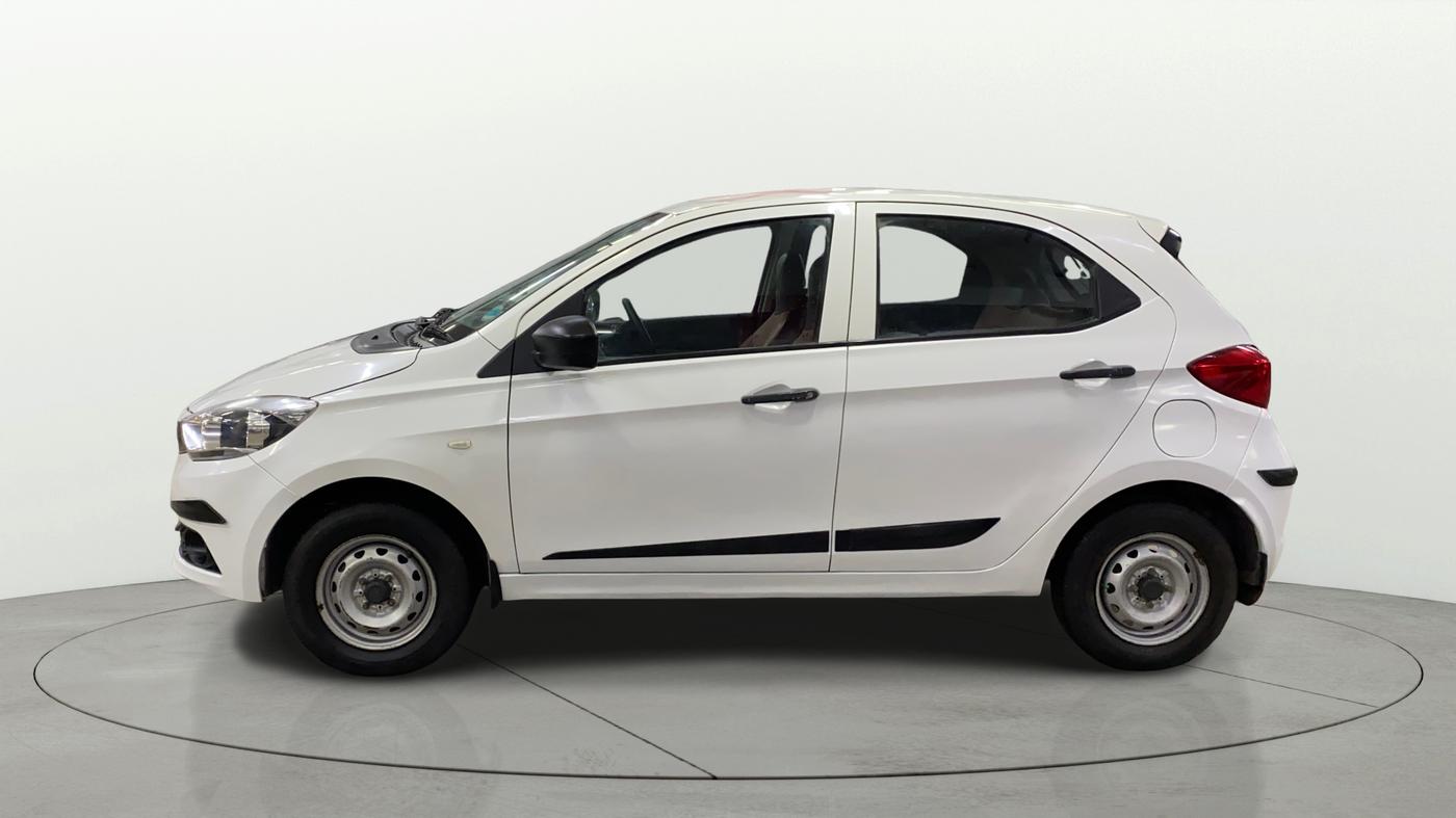 2018 Tata Tiago XE PETROL, Petrol, Manual, 49,226 km, Left Side