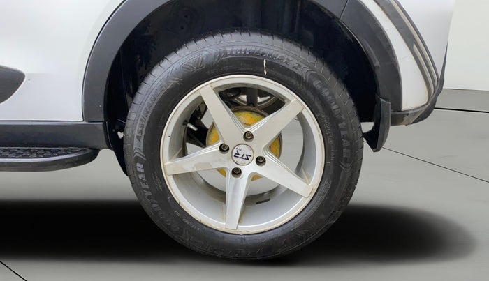 2022 Tata NEXON XE PETROL, CNG, Manual, 75,986 km, Left Rear Wheel