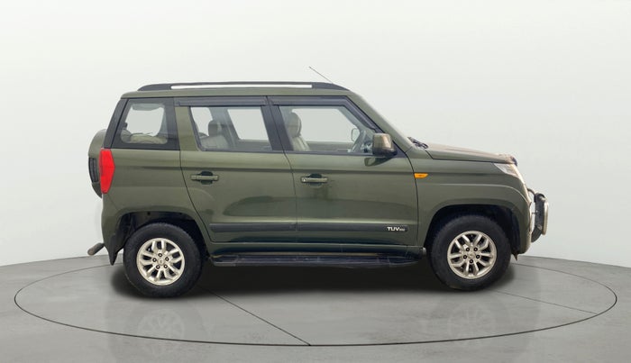 2017 Mahindra TUV300 T8, Diesel, Manual, 75,303 km, Right Side View