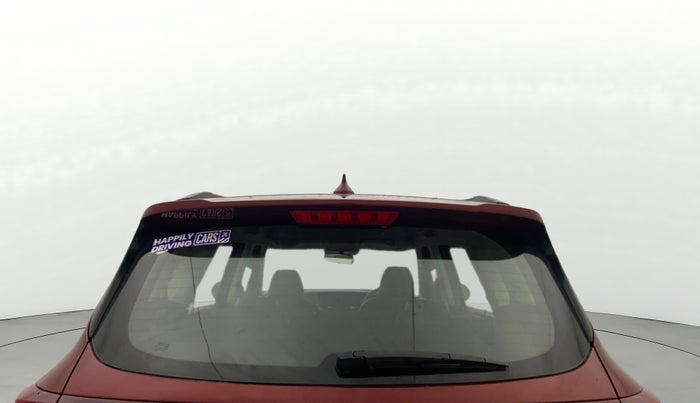 2023 KIA CARENS PRESTIGE PLUS 1.5 PETROL IMT 7 STR, Petrol, Manual, 18,039 km, Rear Windshield