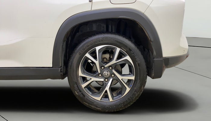 2022 Toyota URBAN CRUISER HYRYDER V NEO DRIVE, Petrol, Manual, 23,401 km, Left Rear Wheel