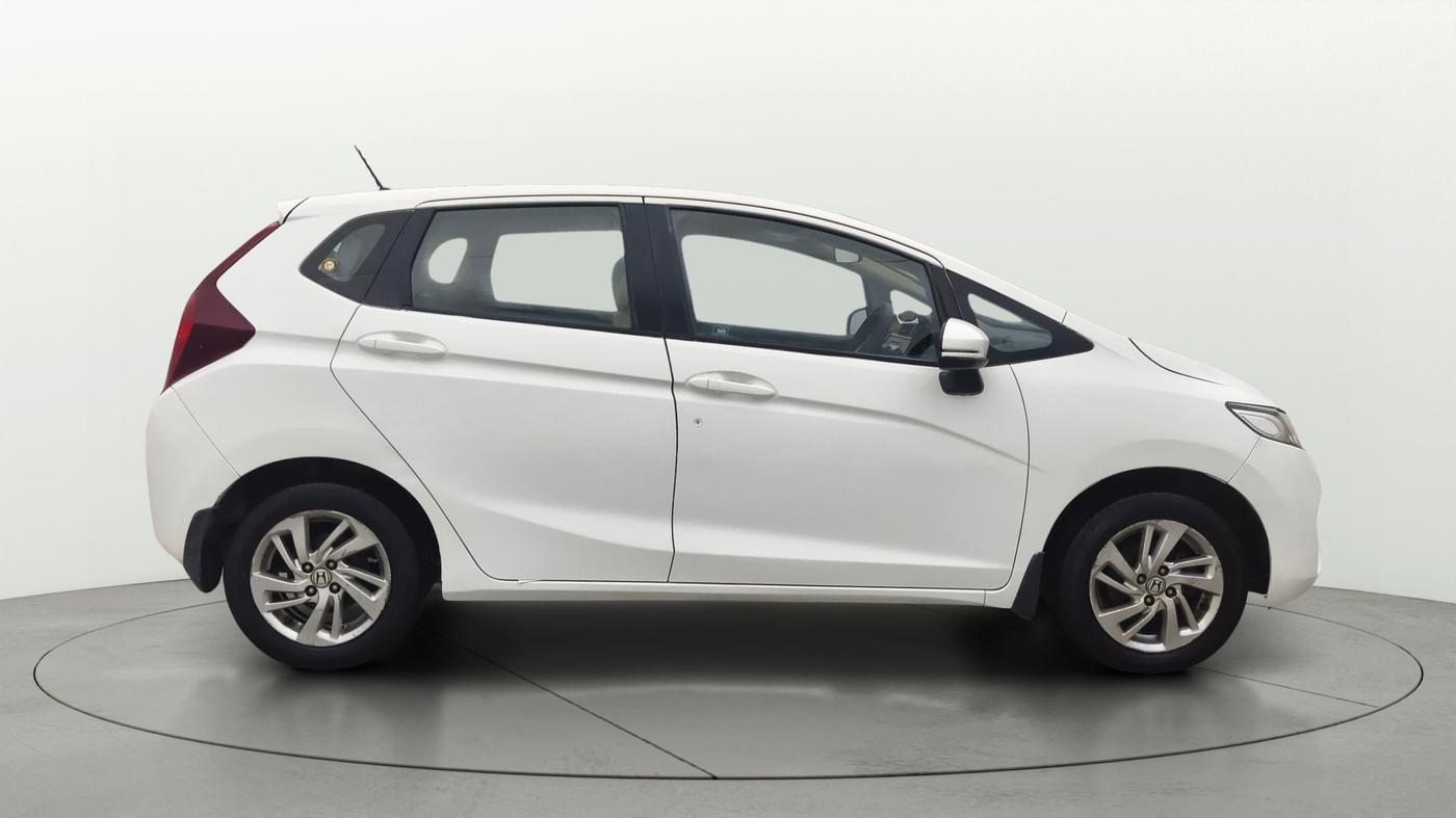 2016 Honda Jazz 1.2L I-VTEC V AT, Petrol, Automatic, 1,46,324 km, Right Side View