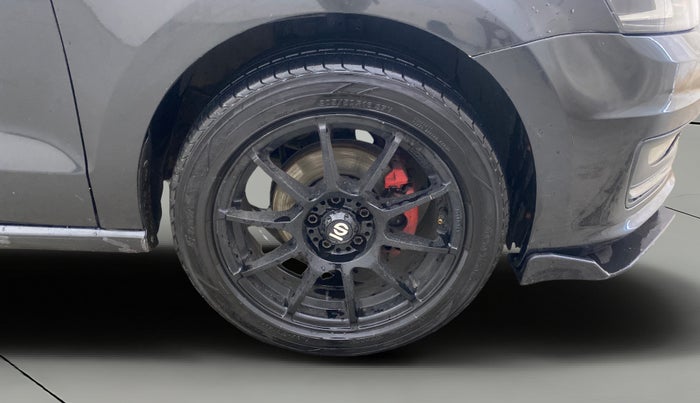 2018 Volkswagen Vento 1.2 TSI HIGHLINE PLUS AT, Petrol, Automatic, 87,680 km, Right Front Wheel