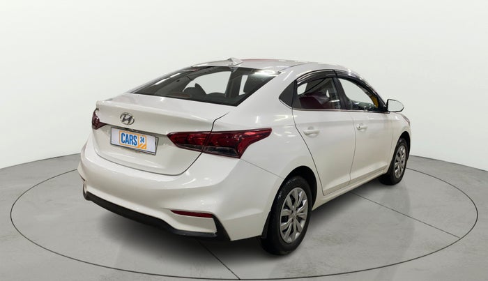 2018 Hyundai Verna 1.4 EX PETROL, Petrol, Manual, 43,601 km, Right Back Diagonal