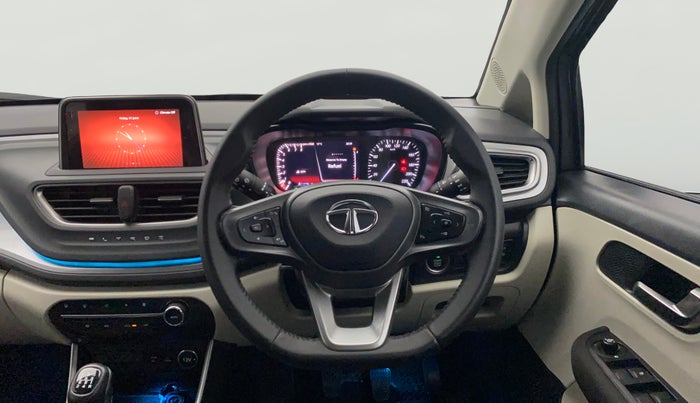 2023 Tata ALTROZ XZ + SUNROOF, Petrol, Manual, 8,013 km, Steering Wheel Close Up