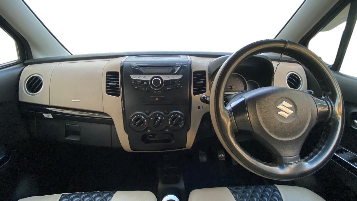 2017 Maruti Wagon R 1.0 VXI, Petrol, Manual, 22,794 km, Dashboard