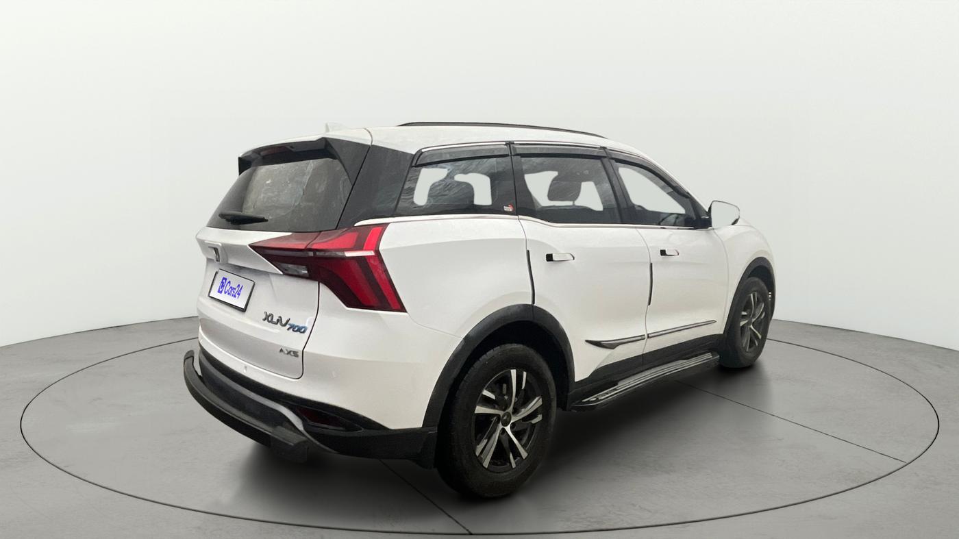 2023 Mahindra XUV700 AX 5 P AT 5 STR, Petrol, Automatic, 11,182 km, Right Back Diagonal