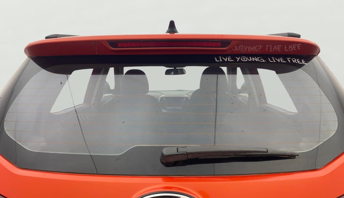 2019 Mahindra XUV300 W8 1.2 PETROL, Petrol, Manual, 58,517 km, Rear Windshield